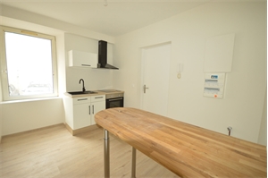 appartement à la location -   25700  VALENTIGNEY, surface 26 m2 location appartement - APR695323